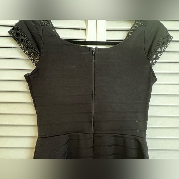 Black Lucy in the Sky Dress - Picture 12 of 16